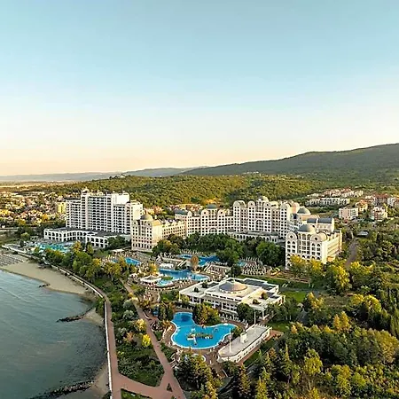 Alua Sunny & 5* Свети Влас